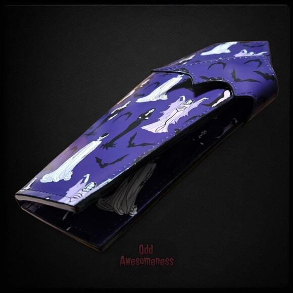 Purple Coffin Wallet Ladies of Horror Bats Cult Classic Movie Halloween Goth Alt - Picture 5 of 7